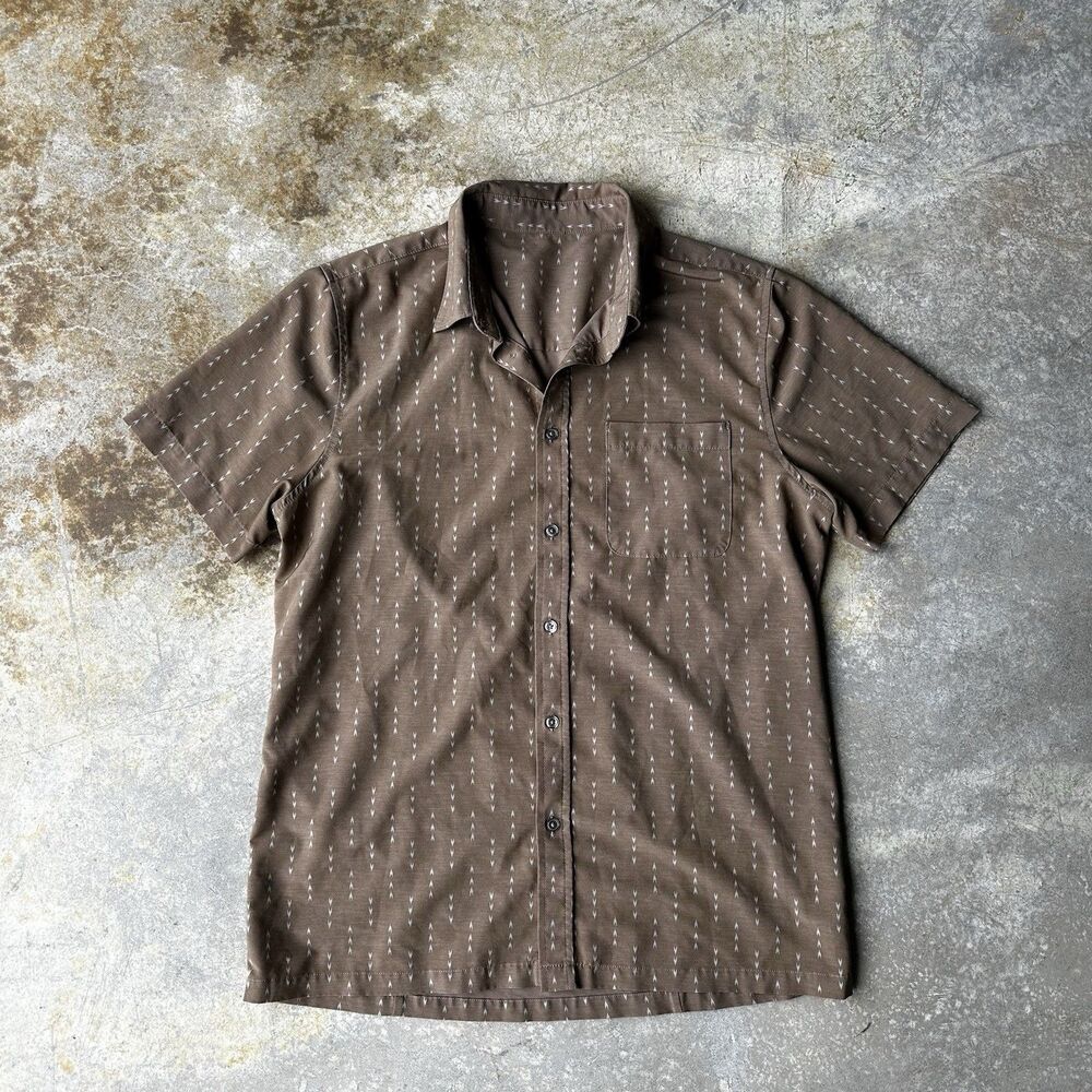 Vuori Mens Medium Brown Short Sleeve Button Up Shirt
